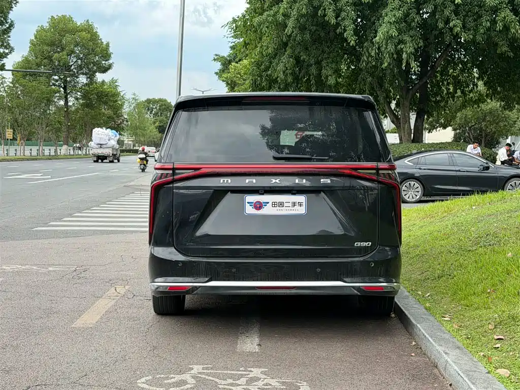 Maxus G90 2022 2.0T мест
