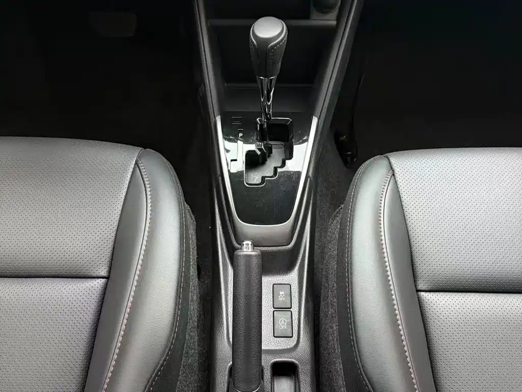 TOYOTA YARIS L ZHIXUAN