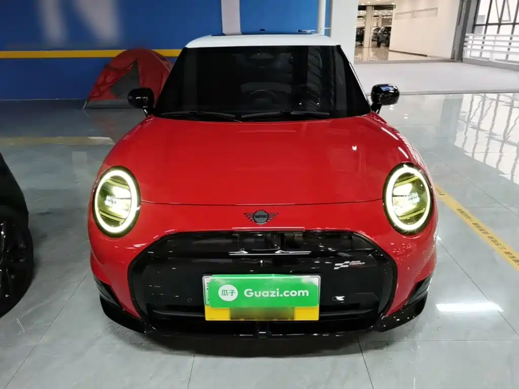 MINI MINI COOPER EV — миниатюра 3
