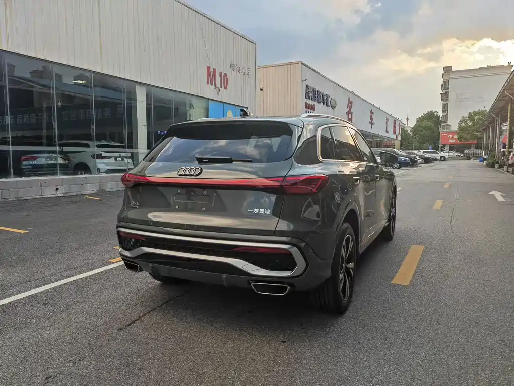 Audi Q5L — миниатюра 8