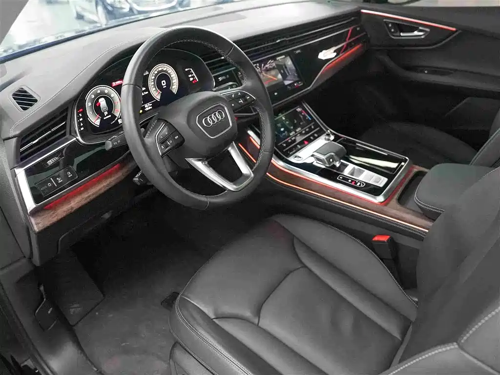 Audi Q7 — миниатюра 8