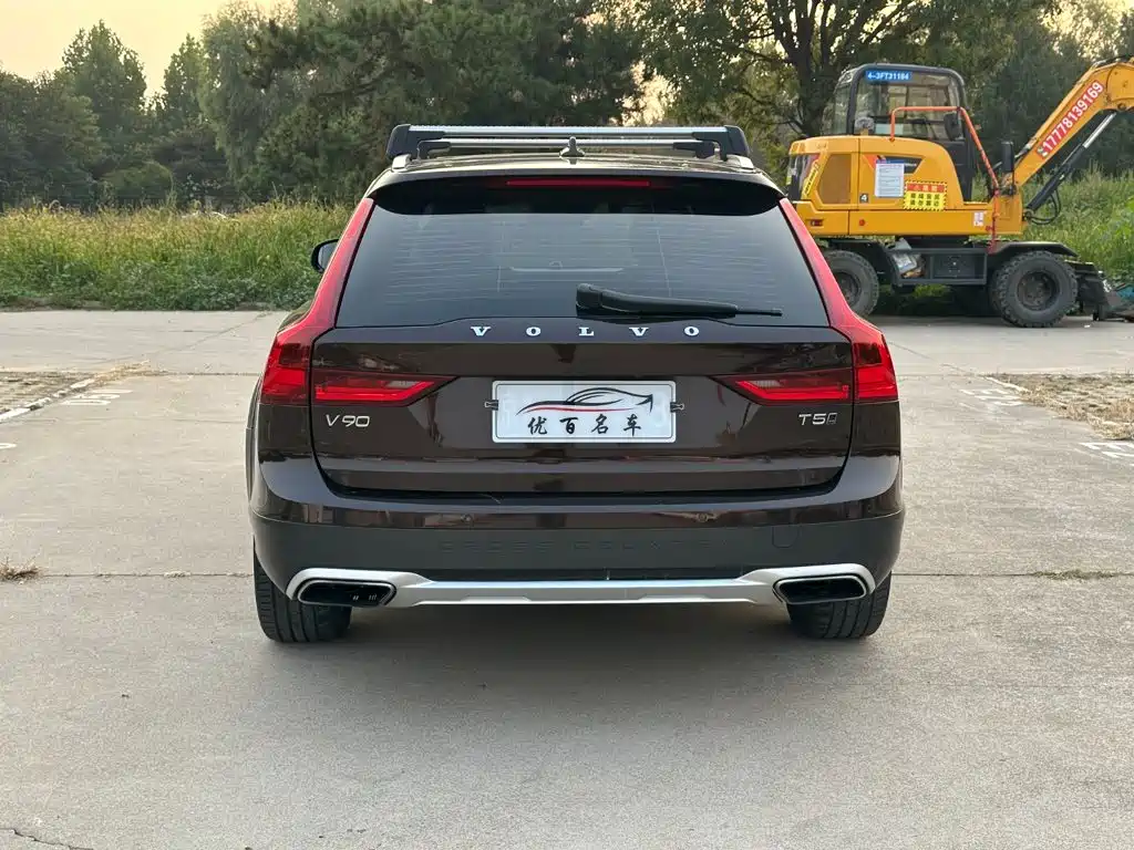 Volvo V90 — миниатюра 5