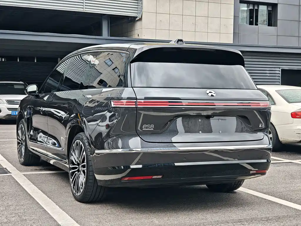 NIO ES8 — миниатюра 6