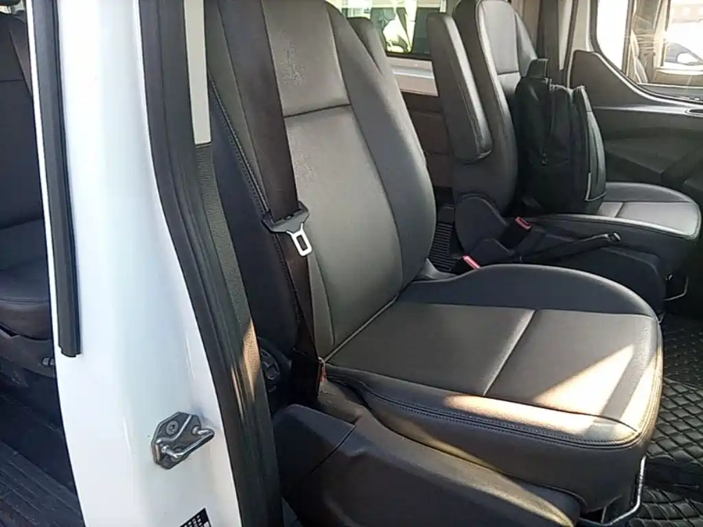 Ford Transit — миниатюра 25