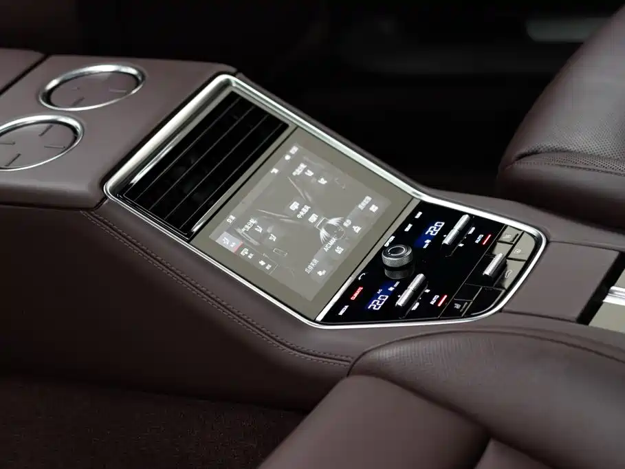 Porsche Panamera Hybrid — миниатюра 11