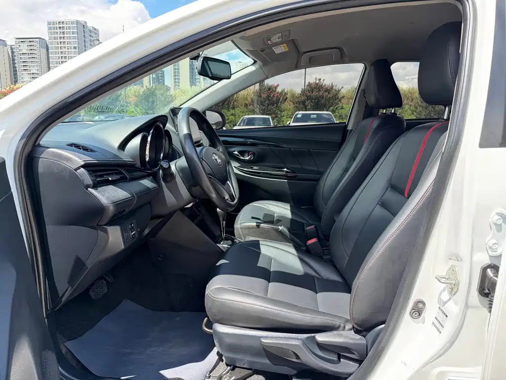 Toyota Yaris L Zhixuan X 1.5L CVT Luxury Edition, фото 7