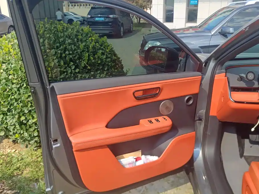 Toyota bZ3X — миниатюра 7