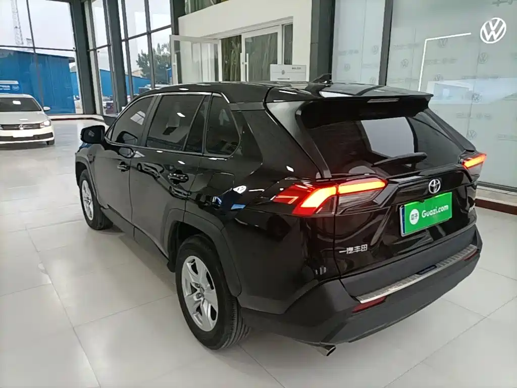 Toyota RAV4 — фотографии объявления, Фото 4