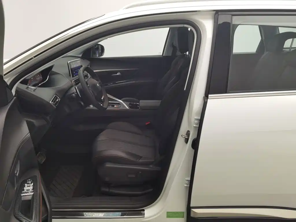 Peugeot 5008 — миниатюра 10