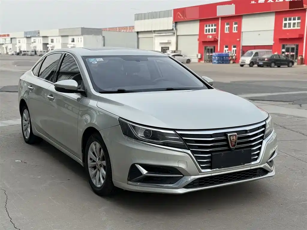 ROEWE I6 NEW ENERGY