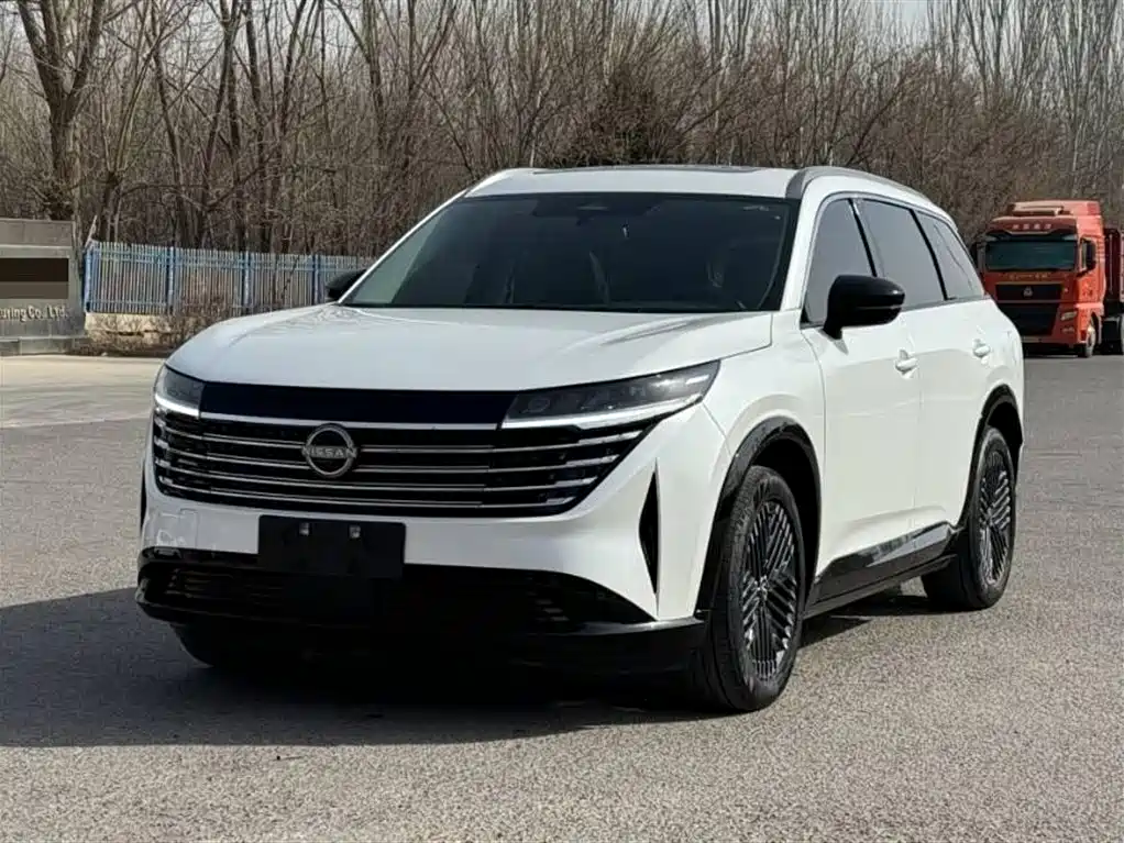 Nissan Teramont 2024