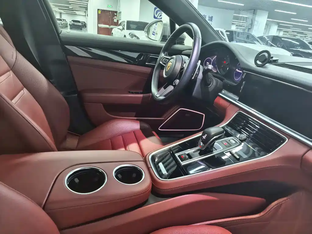 Porsche Panamera — миниатюра 13