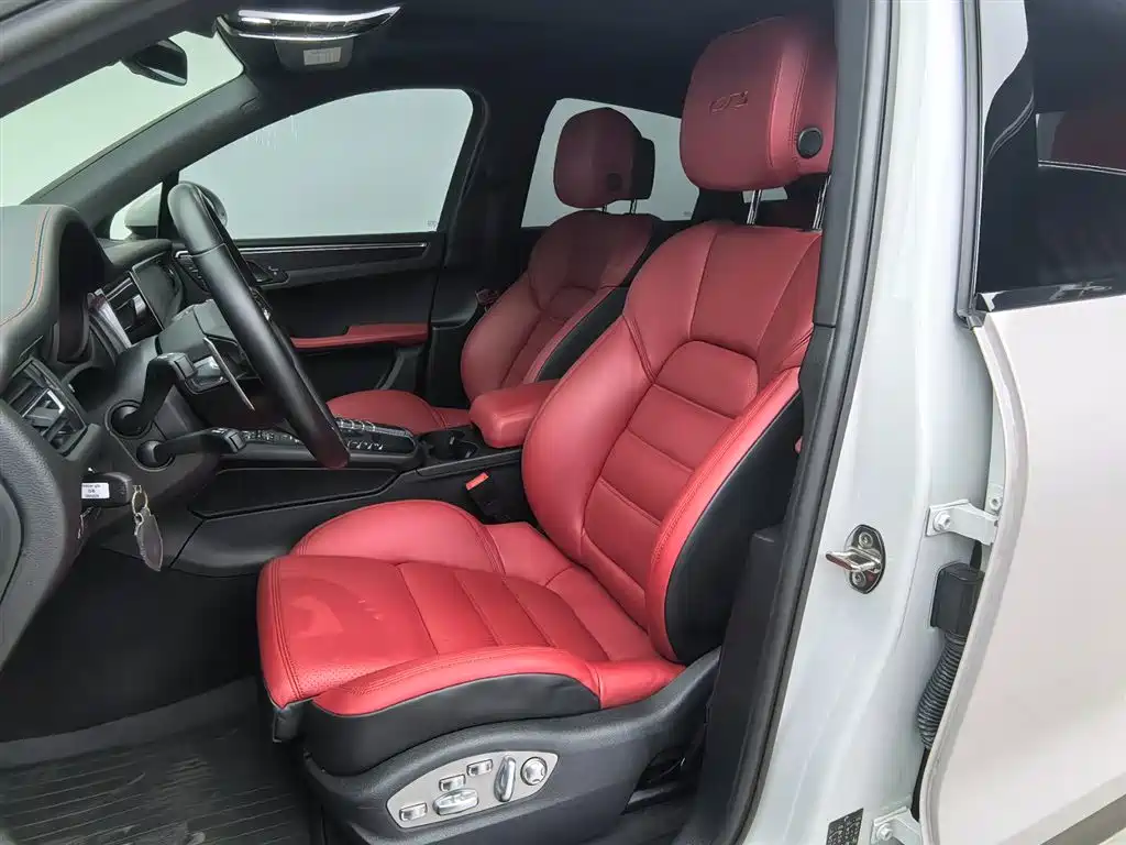 Porsche Macan — миниатюра 24
