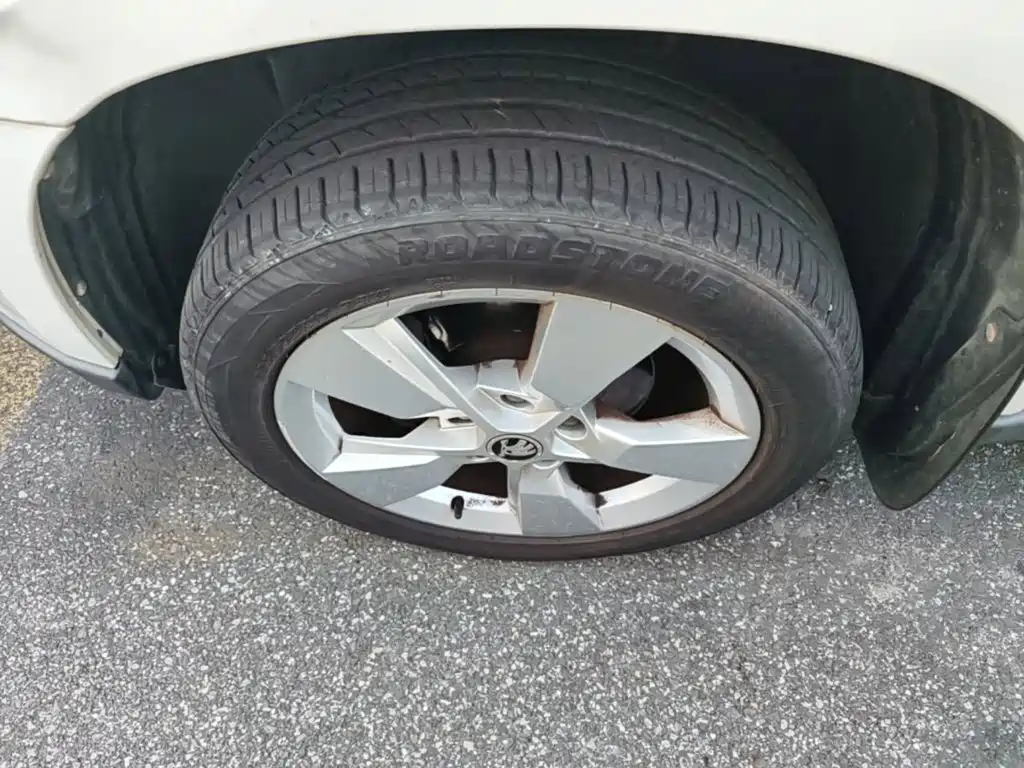 Skoda Yeti — миниатюра 23