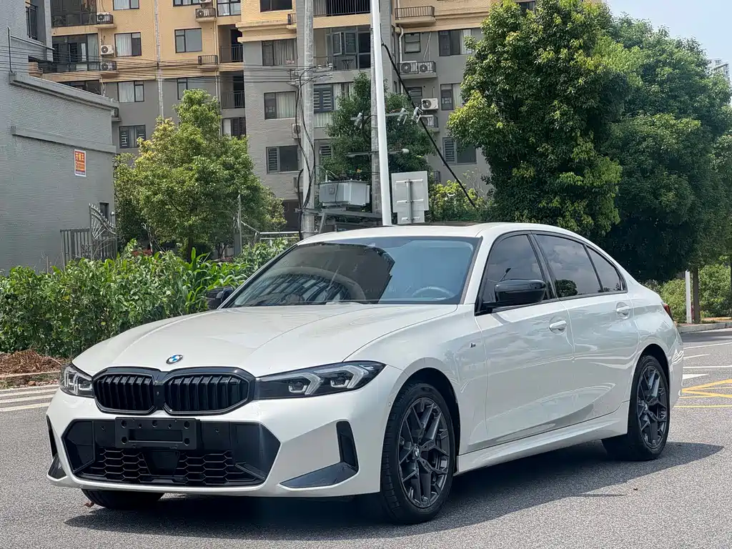 BMW 3 Series 2025
