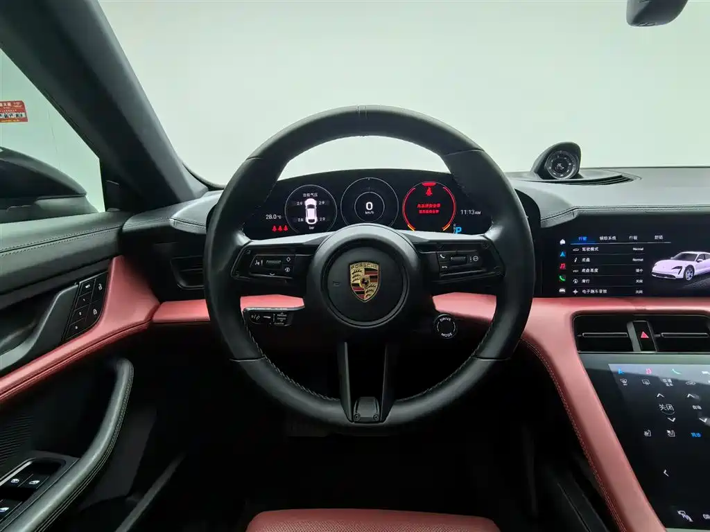 Porsche Taycan — миниатюра 11