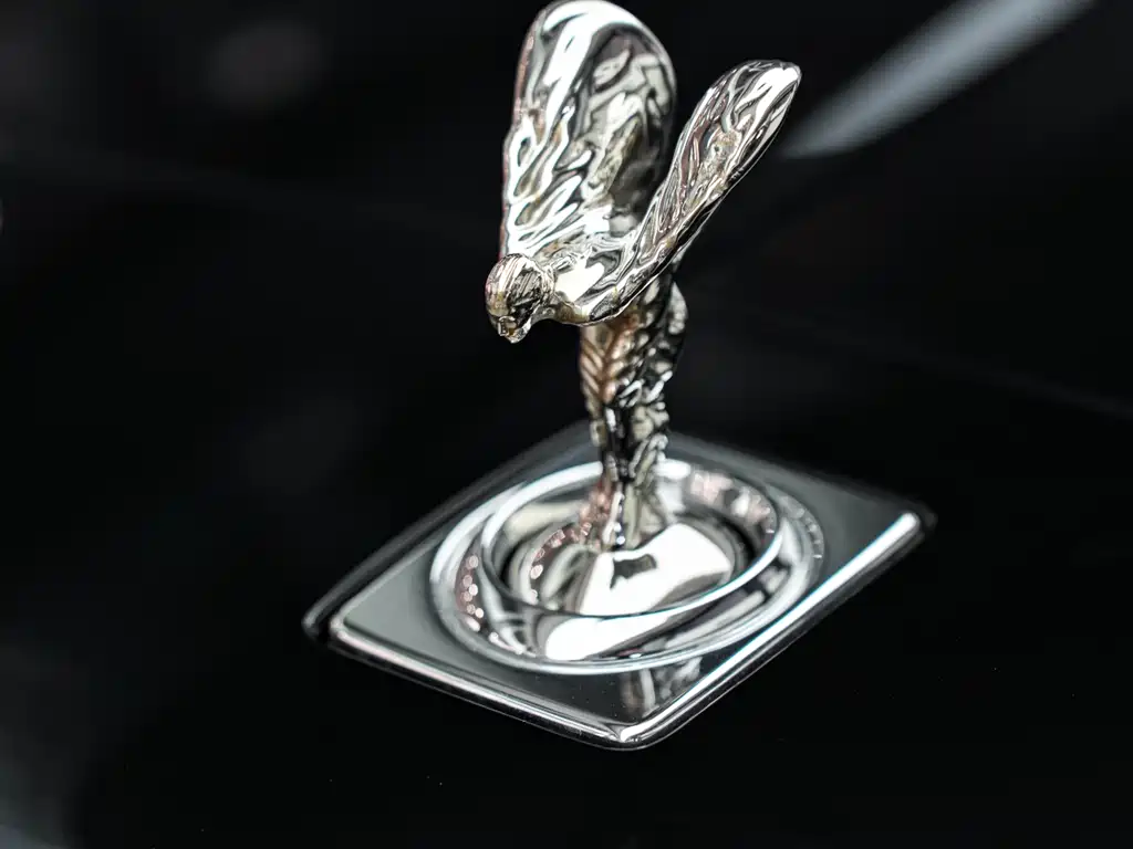 Rolls-Royce Cullinan 2021 мест