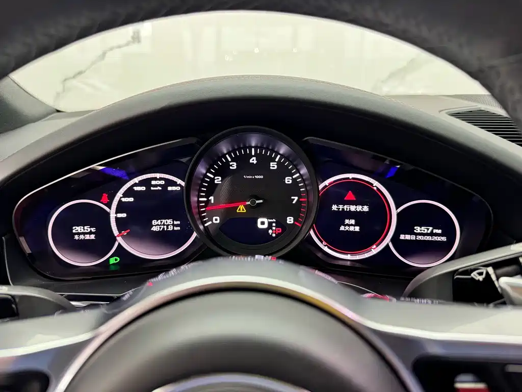 Porsche Cayenne — миниатюра 13