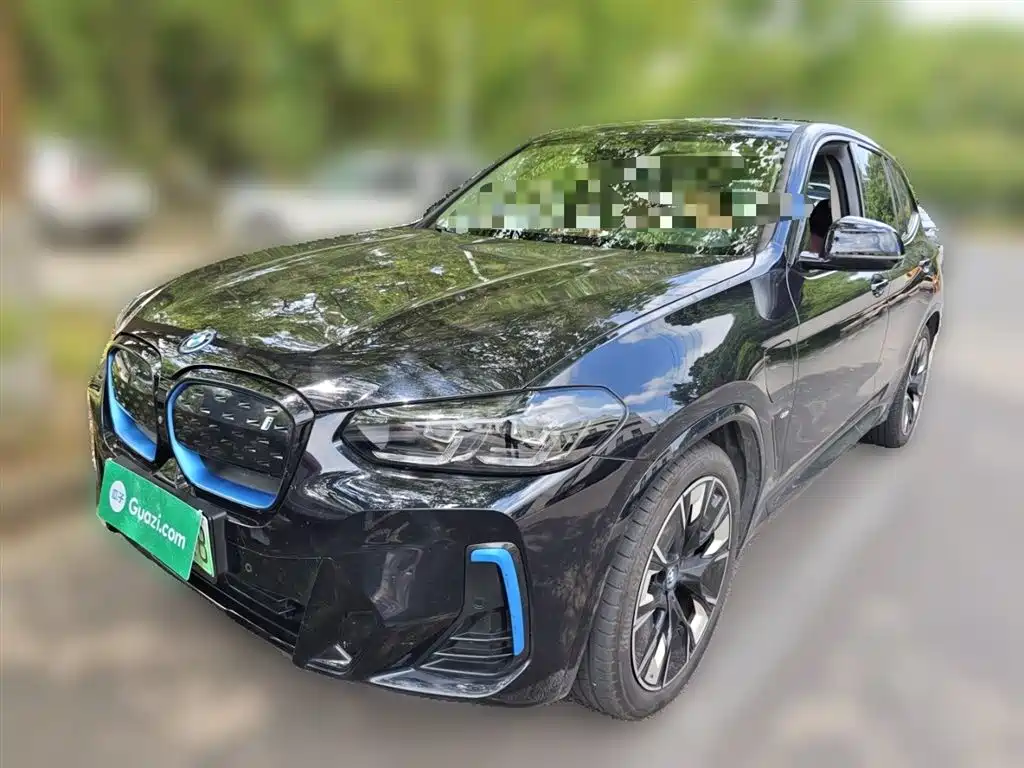 BMW iX3 2022
