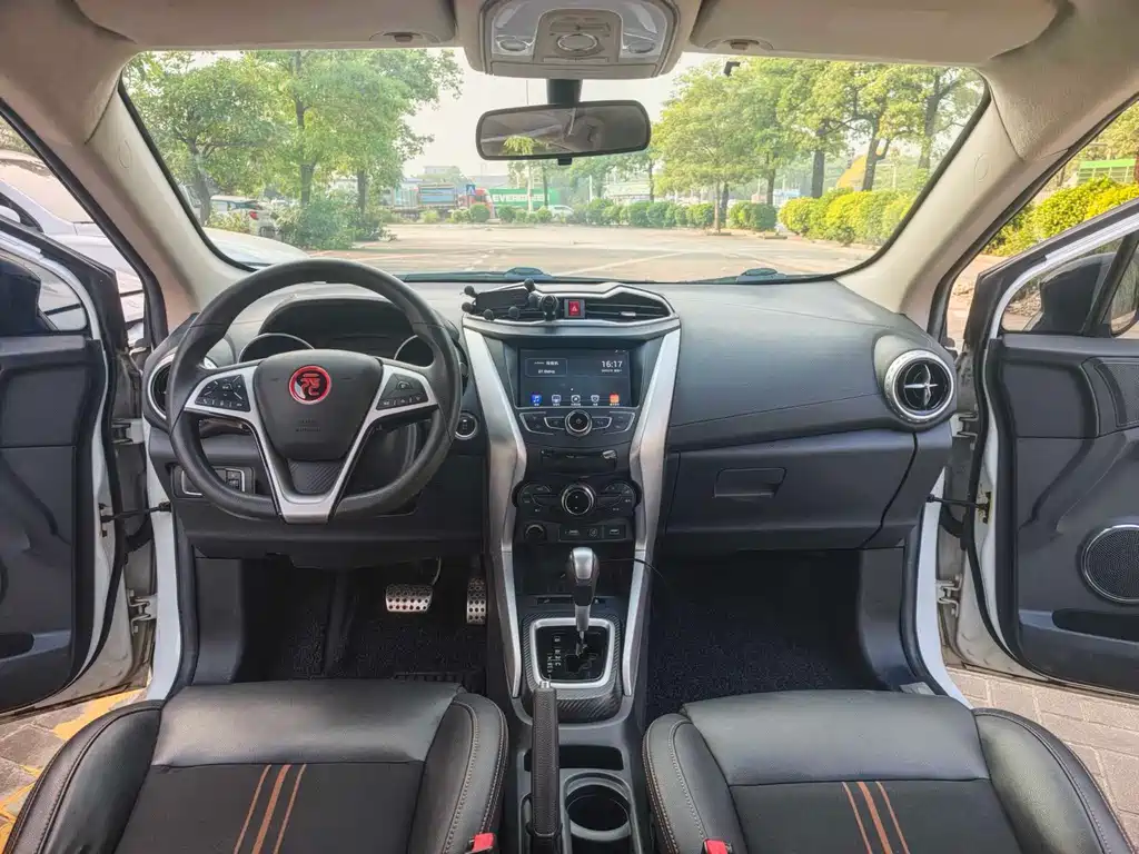 BYD Yuan — миниатюра 9
