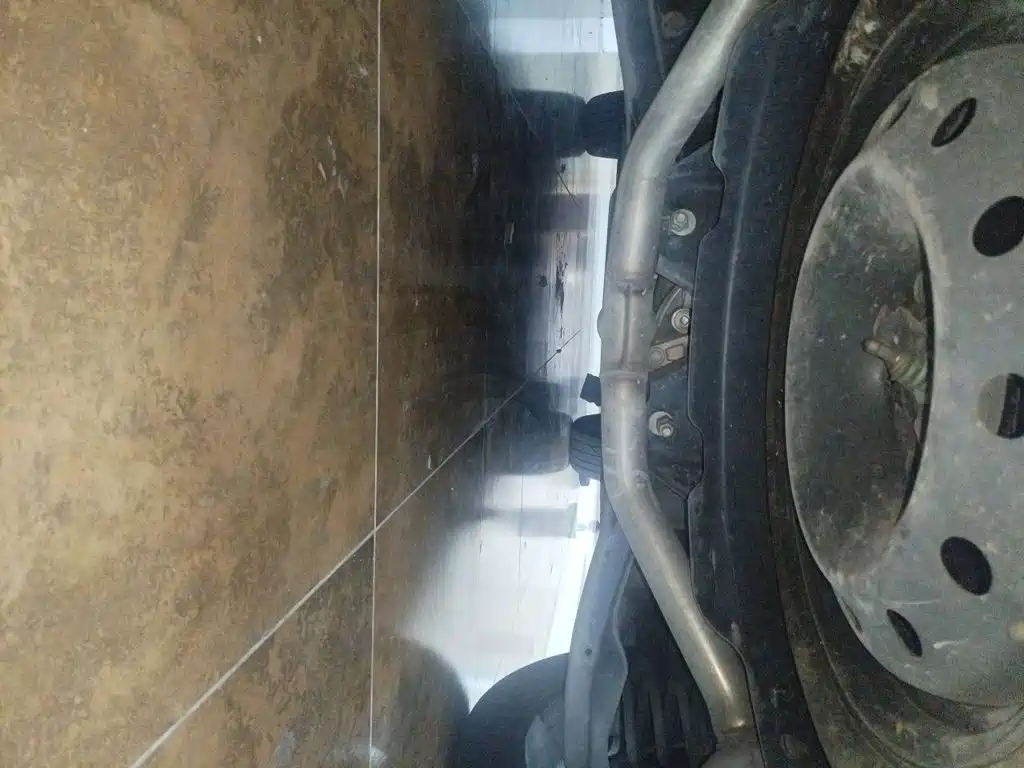 Jeep Grand Commander — миниатюра 23