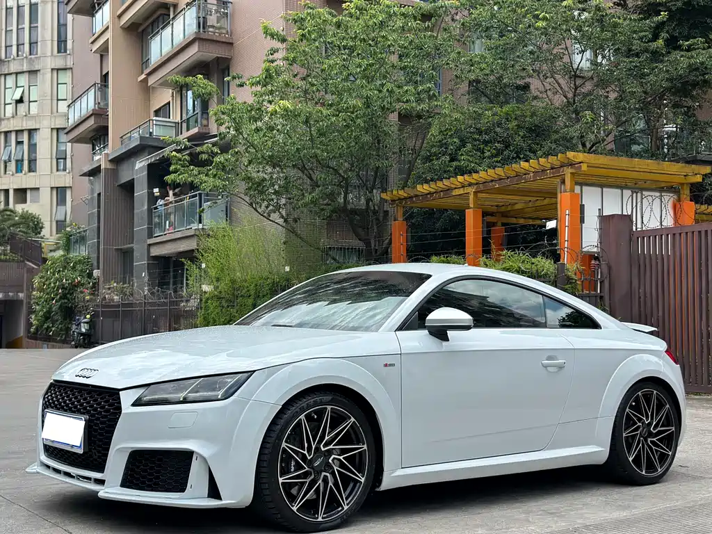 Audi TT 2016