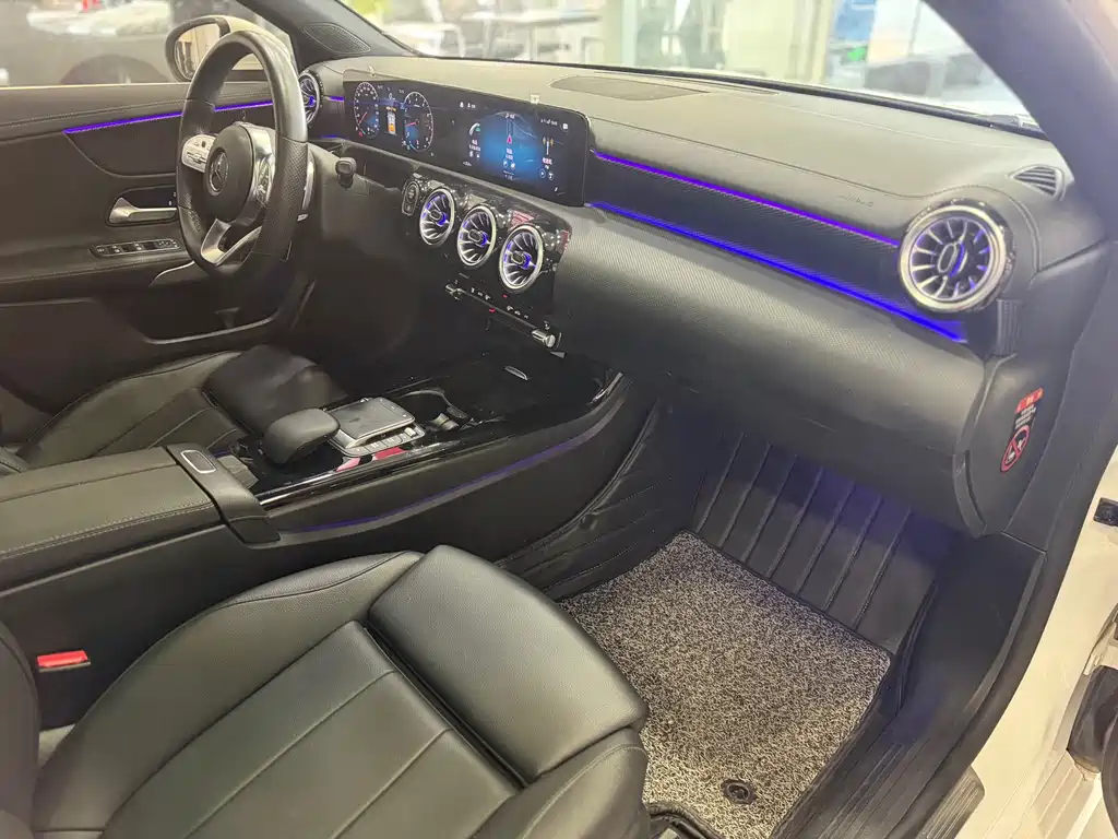 MERCEDES-BENZ A CLASS