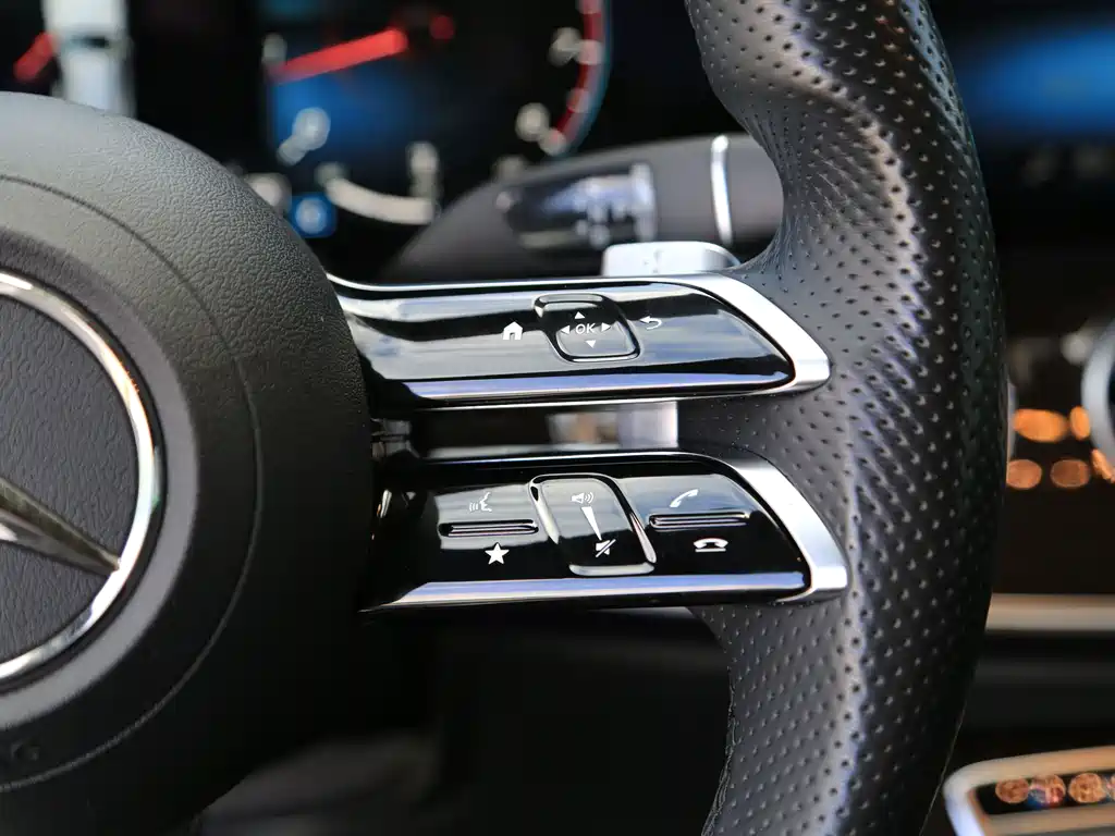 Mercedes-Benz E-Class (Import) — миниатюра 7