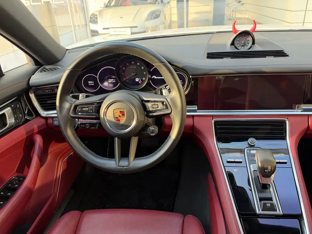 Porsche Panamera — миниатюра 9
