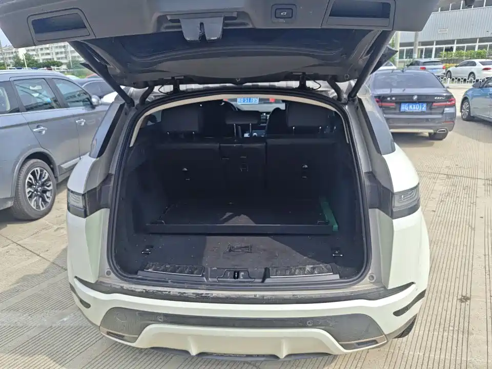 Land Rover Range Rover Evoque 2022 L 249PS R-Dynamic Luxury