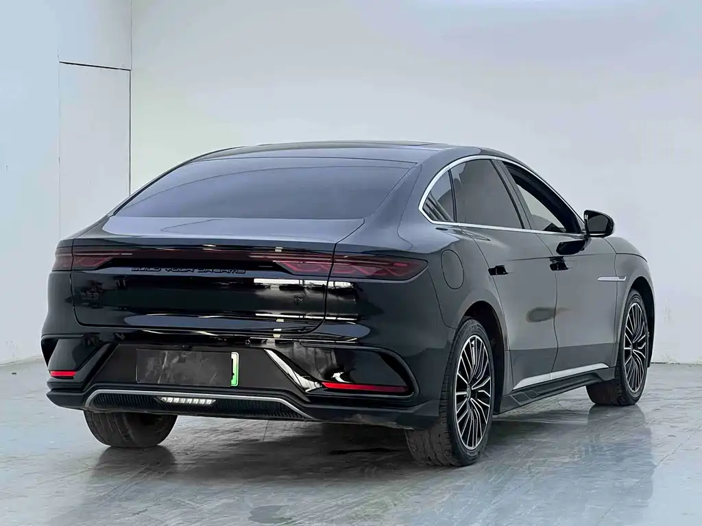 BYD Han — миниатюра 7