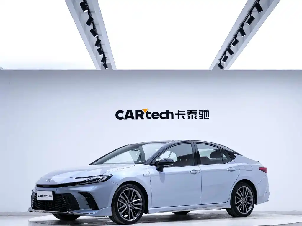 Toyota Camry 2024