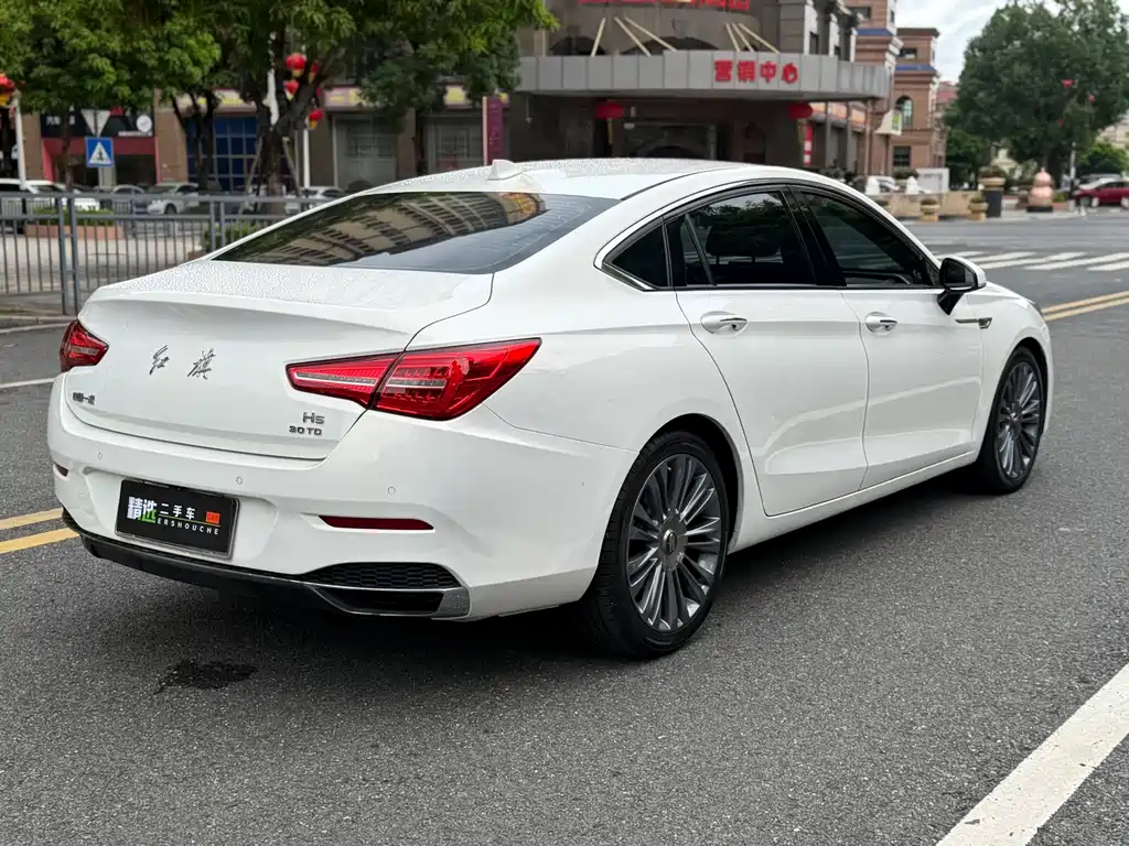 Hongqi Hongqi H5 — миниатюра 15