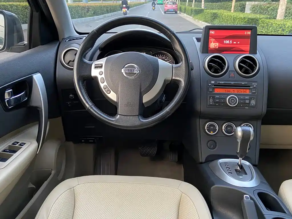 Nissan Qashqai — миниатюра 8