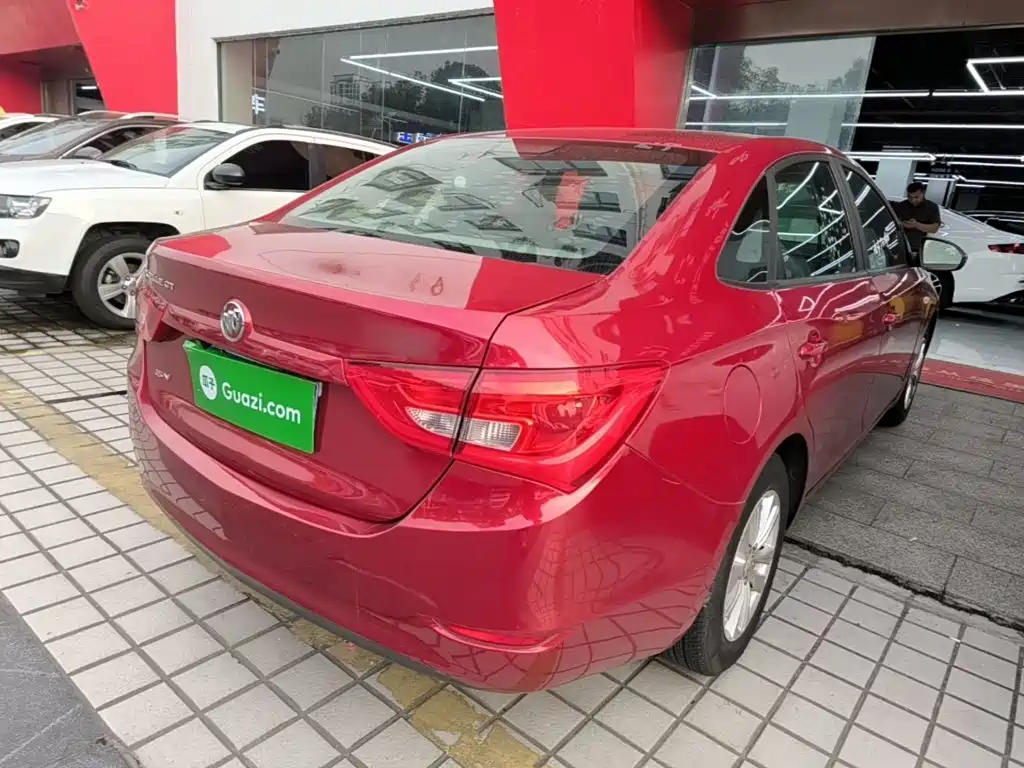 Buick Excelle — миниатюра 7