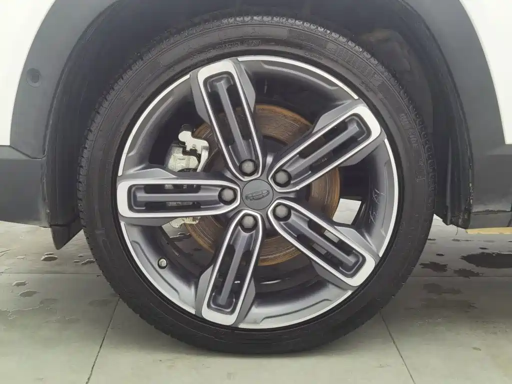 Geely Icon — миниатюра 17