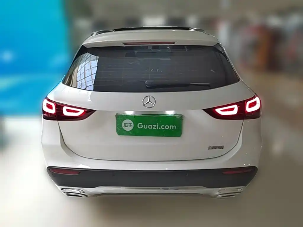 Mercedes-Benz GLA — миниатюра 8