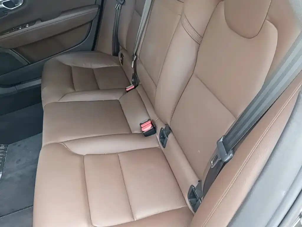 Volvo S90 PHEV — миниатюра 17