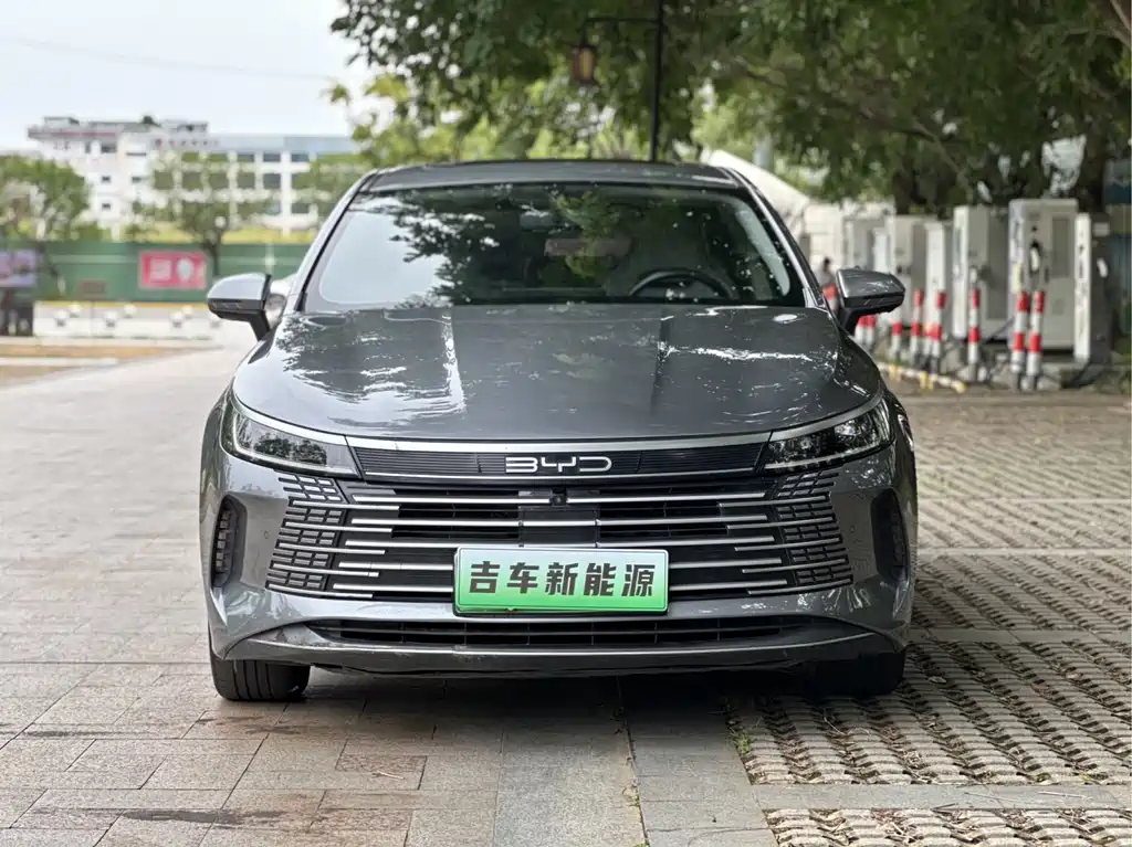 BYD Destroyer 05 2022 DM-i 120KM Luxury