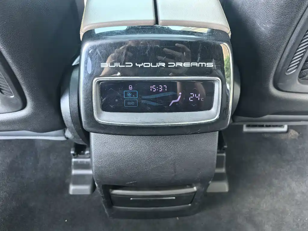 BYD Tang — миниатюра 15