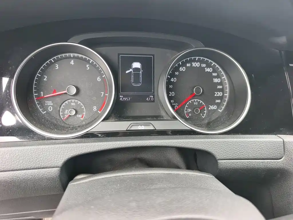 Volkswagen Golf — миниатюра 4