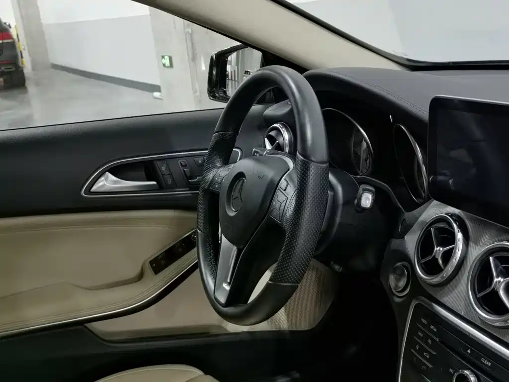 Mercedes-Benz GLA — миниатюра 22