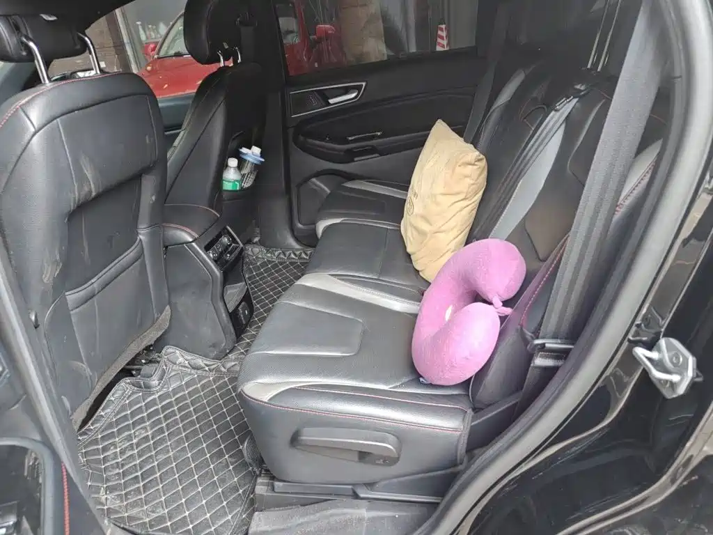 Ford Edge — миниатюра 13