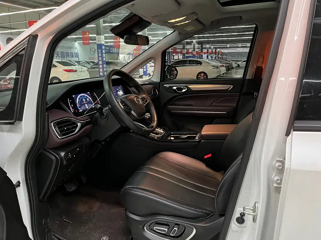 GAC Motor Trumpchi M6 — миниатюра 3
