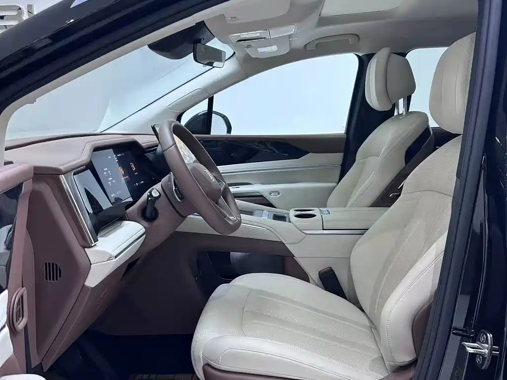 BYD Xia — миниатюра 4