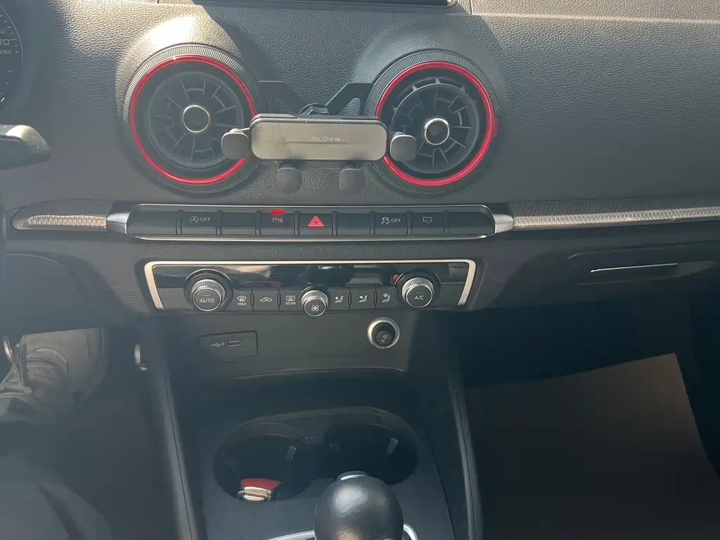 Audi A3 — миниатюра 14
