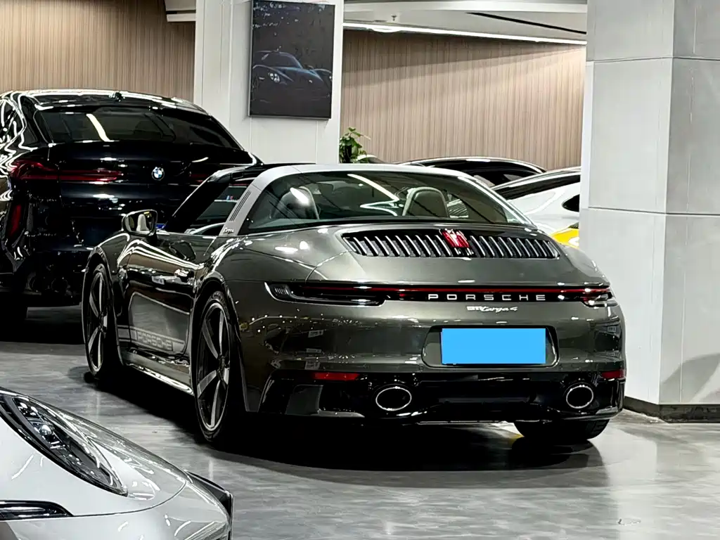 Porsche 911 — миниатюра 3