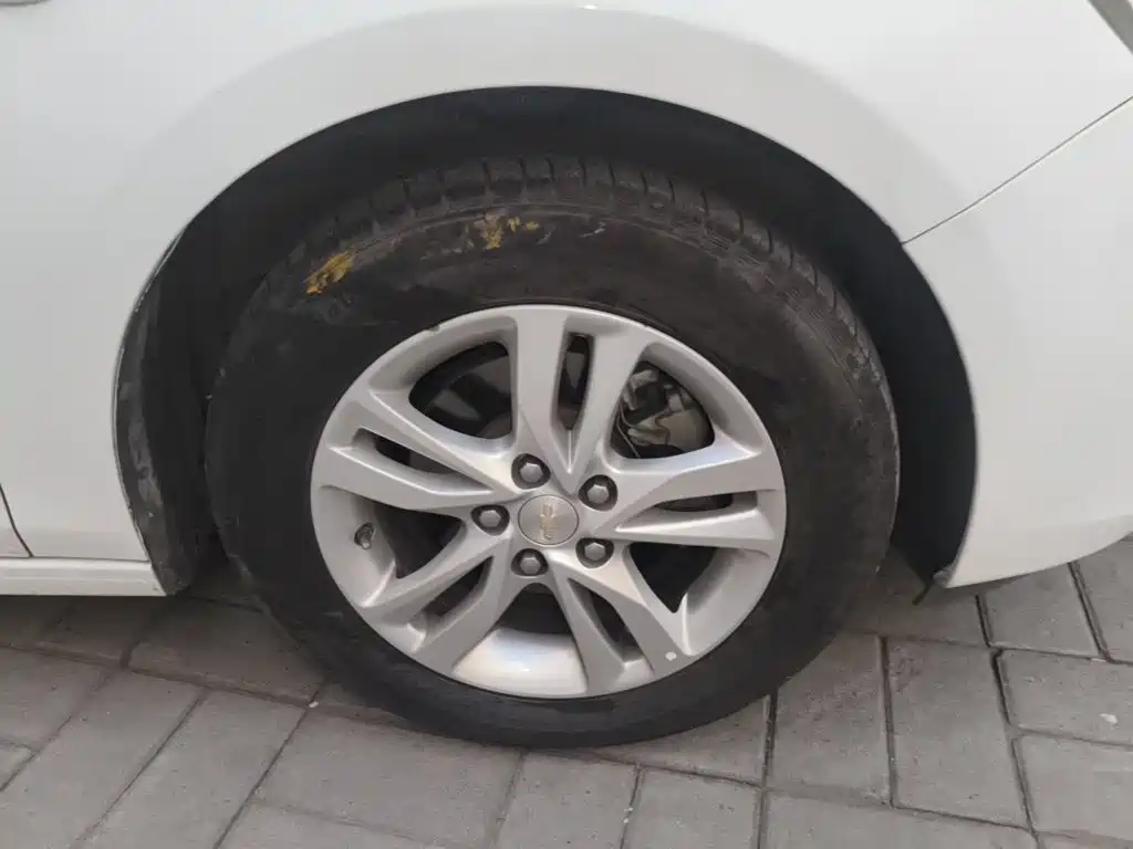 Chevrolet Cavalier — миниатюра 24