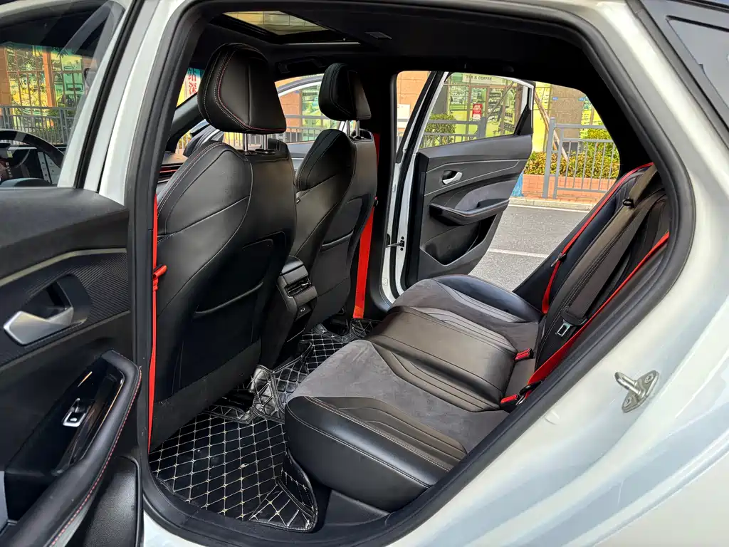 GEELY AUTOMOBILE BINRUI