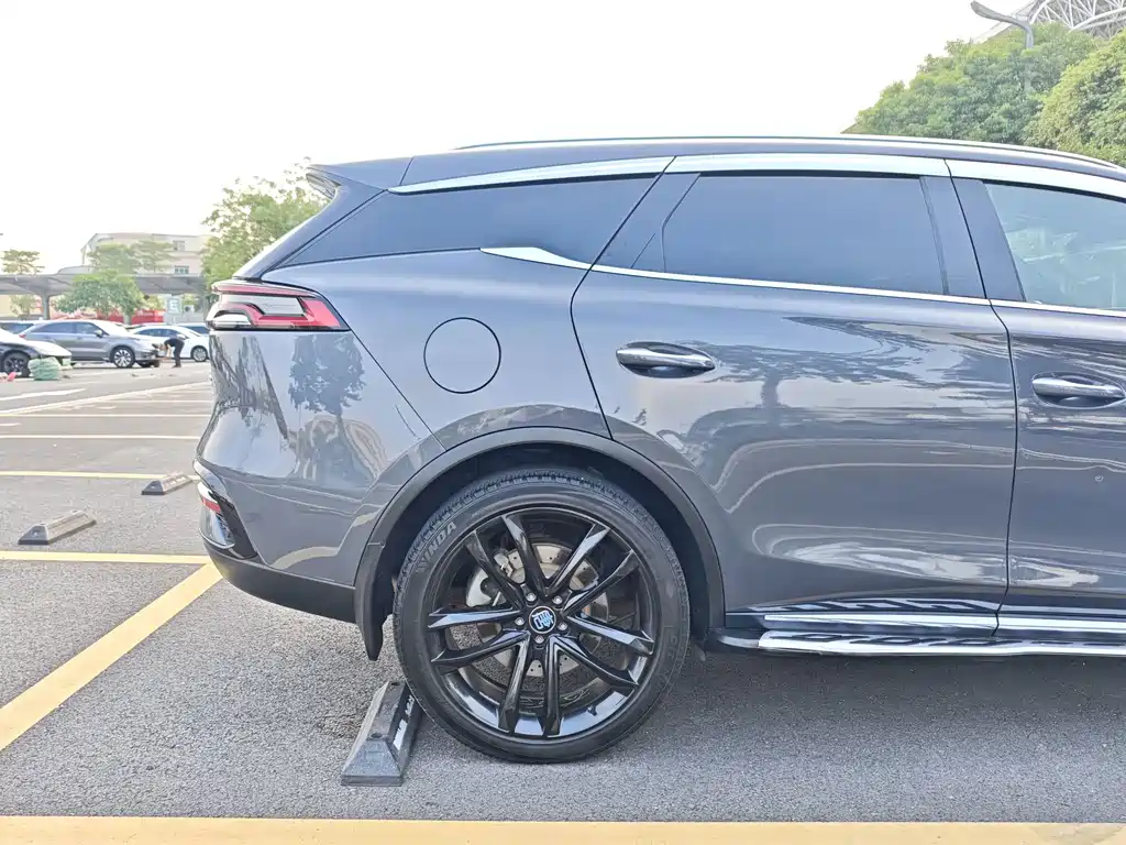 BYD Tang New Energy — миниатюра 28